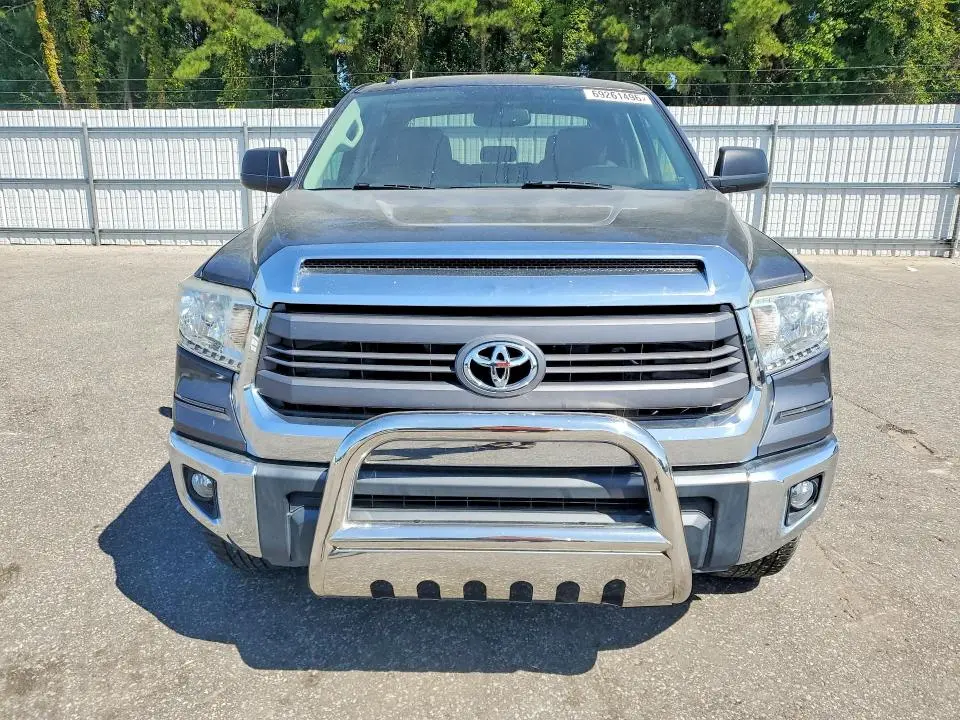 2015 TOYOTA TUNDRA CREWMAX SR5  