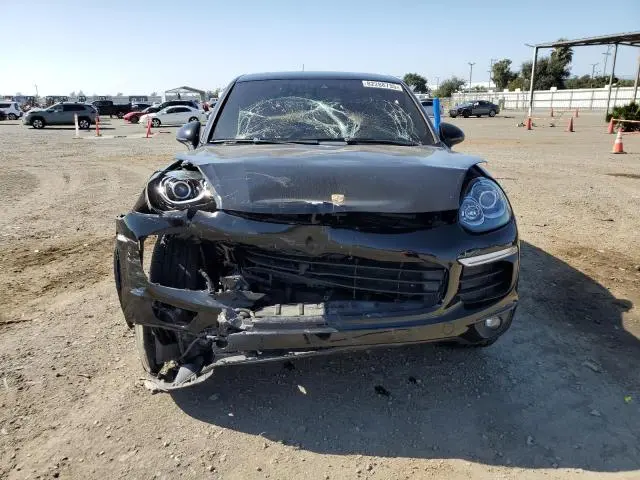 2017 PORSCHE CAYENNE   