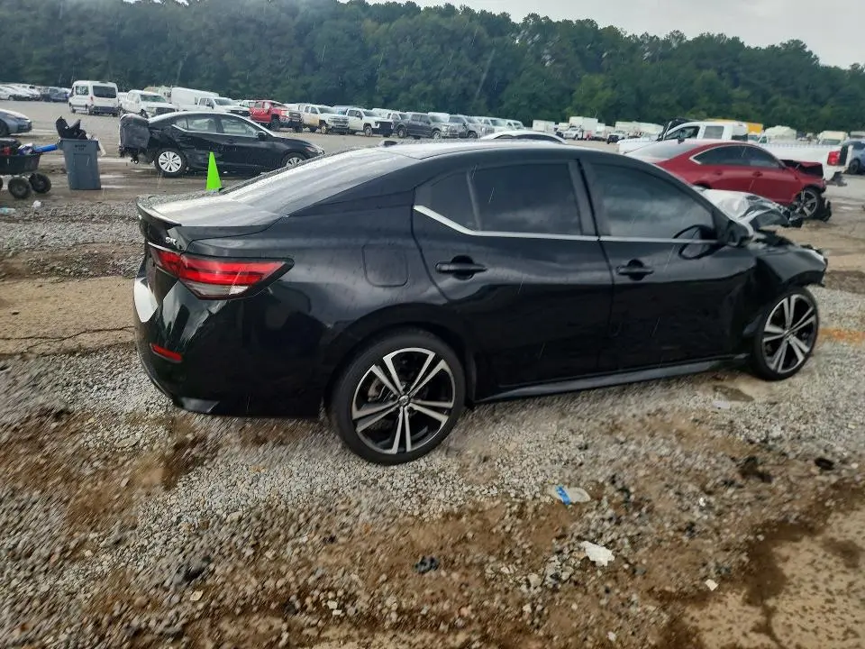 2021 NISSAN SENTRA SR  