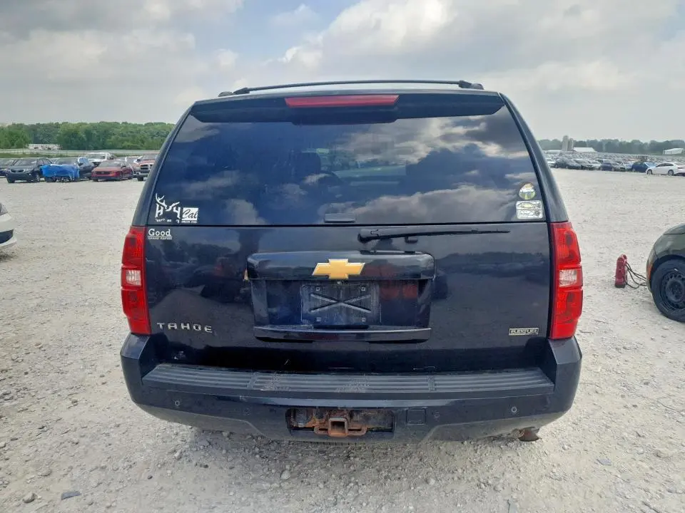 2011 CHEVROLET TAHOE K1500 LT  
