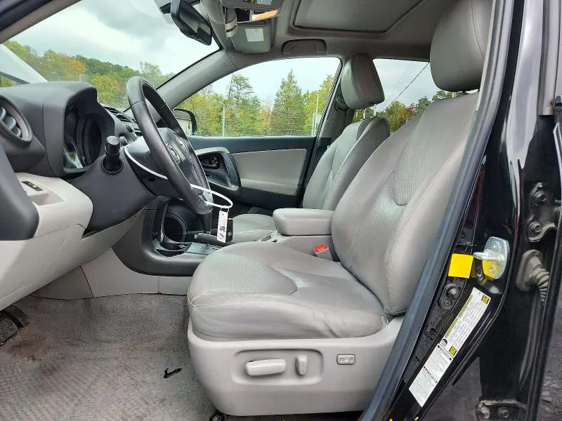 2012 TOYOTA RAV4 LIMITED  