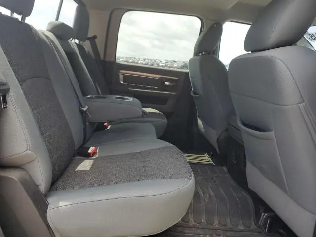 2018 RAM 1500 SLT  