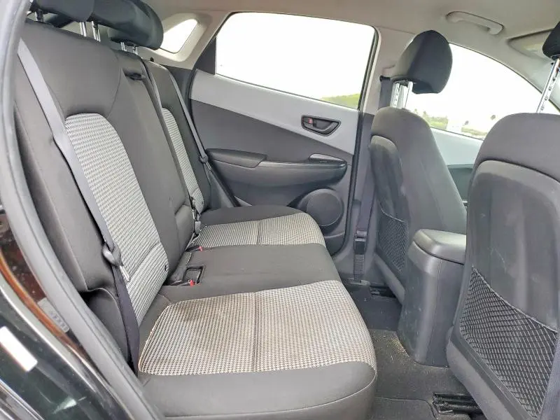 2018 HYUNDAI KONA SE  