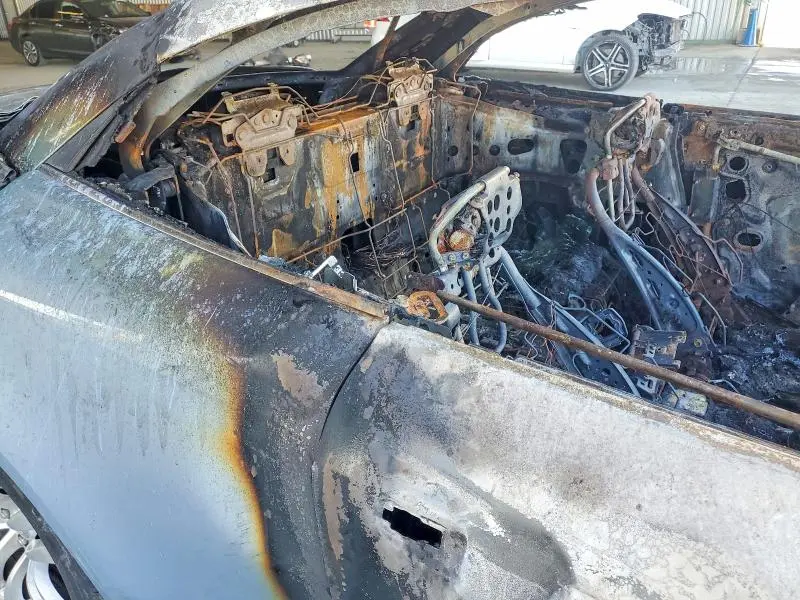 2010 INFINITI G37 BASE  