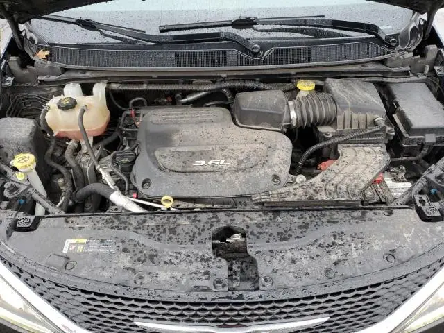 2017 CHRYSLER PACIFICA TOURING L  