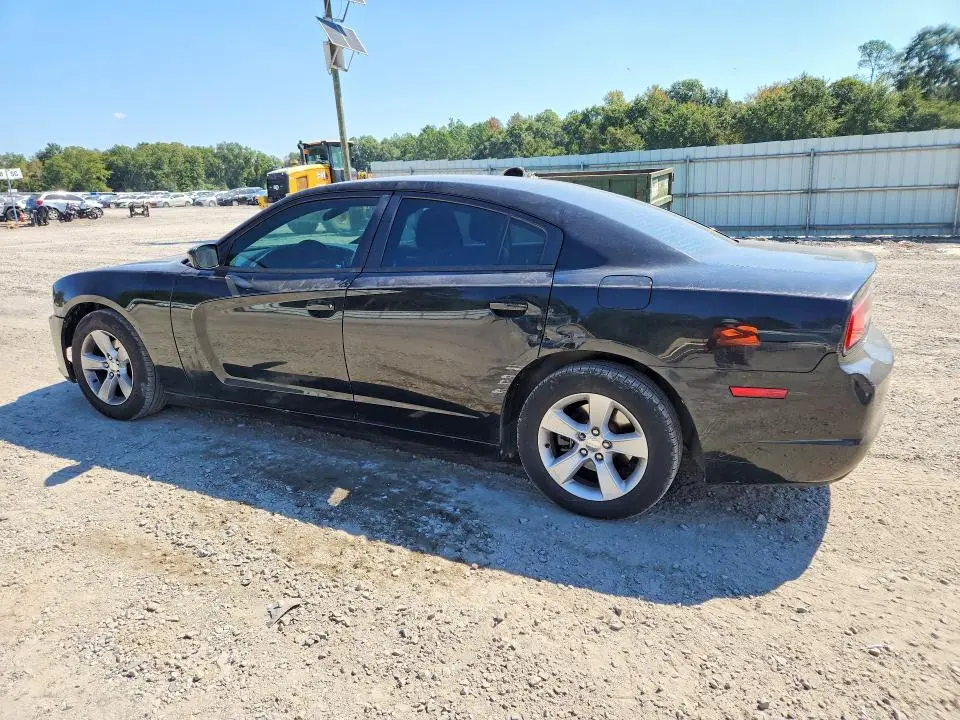 2013 DODGE CHARGER SE  