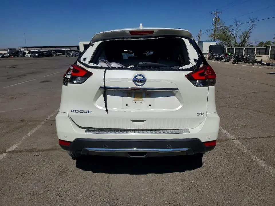 2020 NISSAN ROGUE SV  