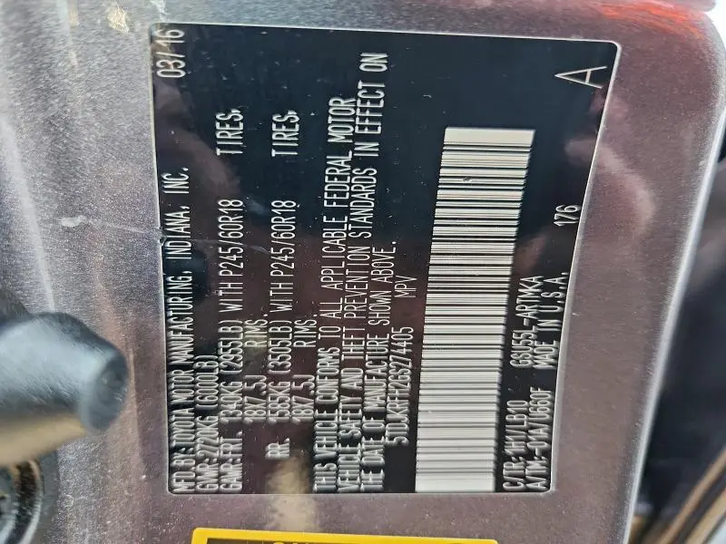 2016 TOYOTA HIGHLANDER XLE  