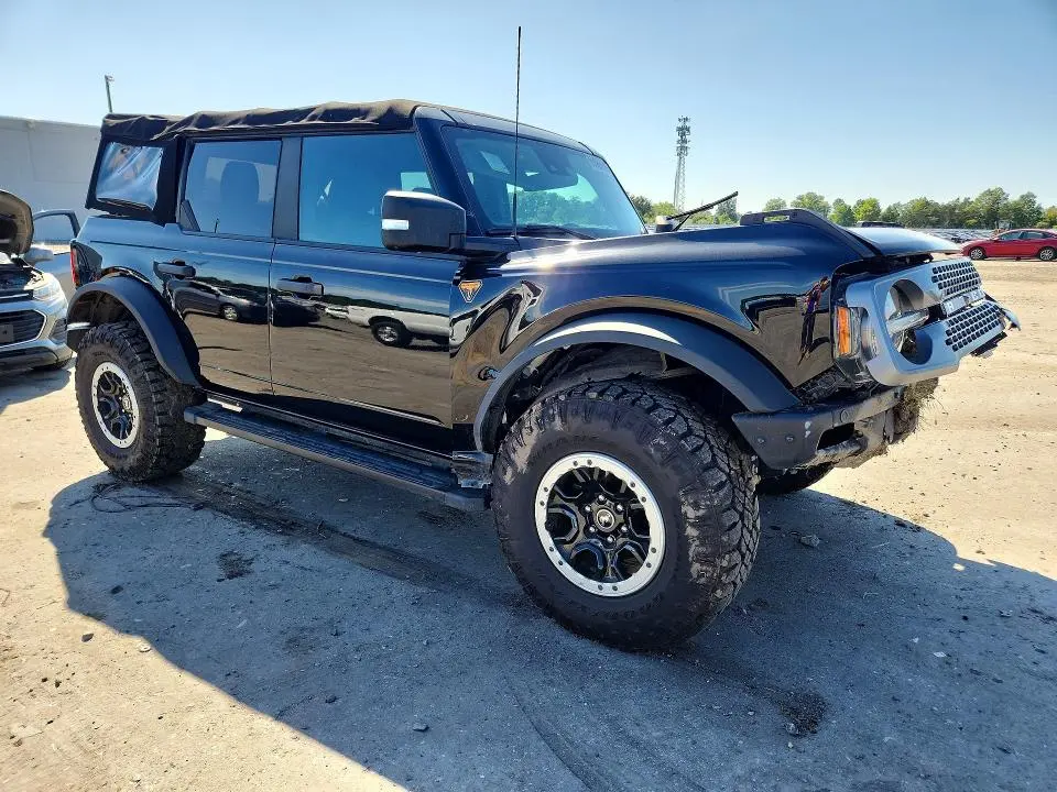 2021 FORD BRONCO BASE  