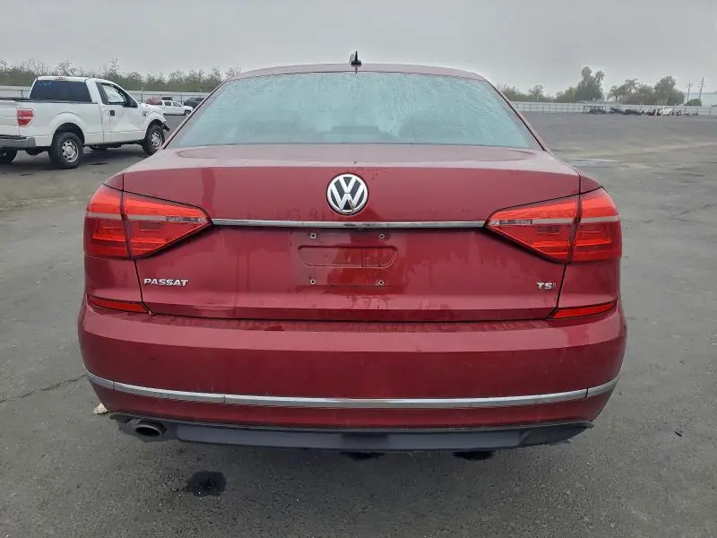 2016 VOLKSWAGEN PASSAT S  