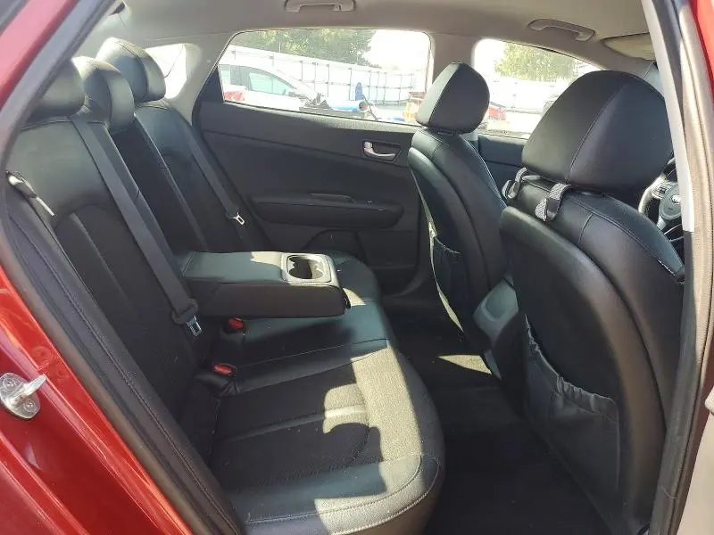 2018 KIA OPTIMA S  