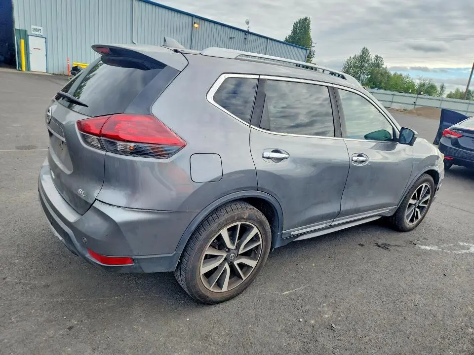 2019 NISSAN ROGUE SL  