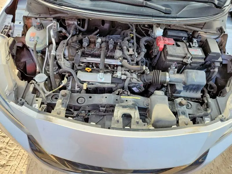 2021 NISSAN VERSA SR  