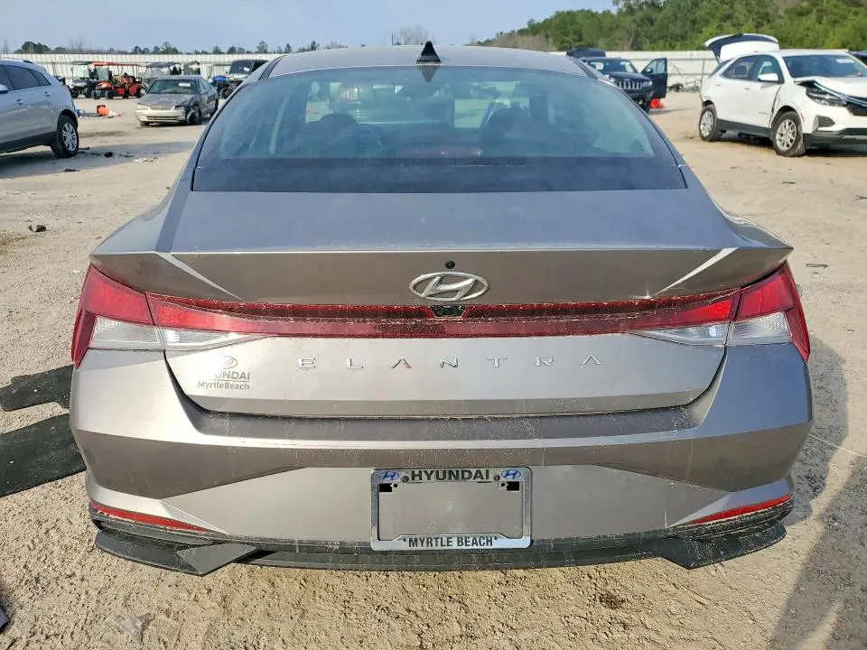 2023 HYUNDAI ELANTRA   
