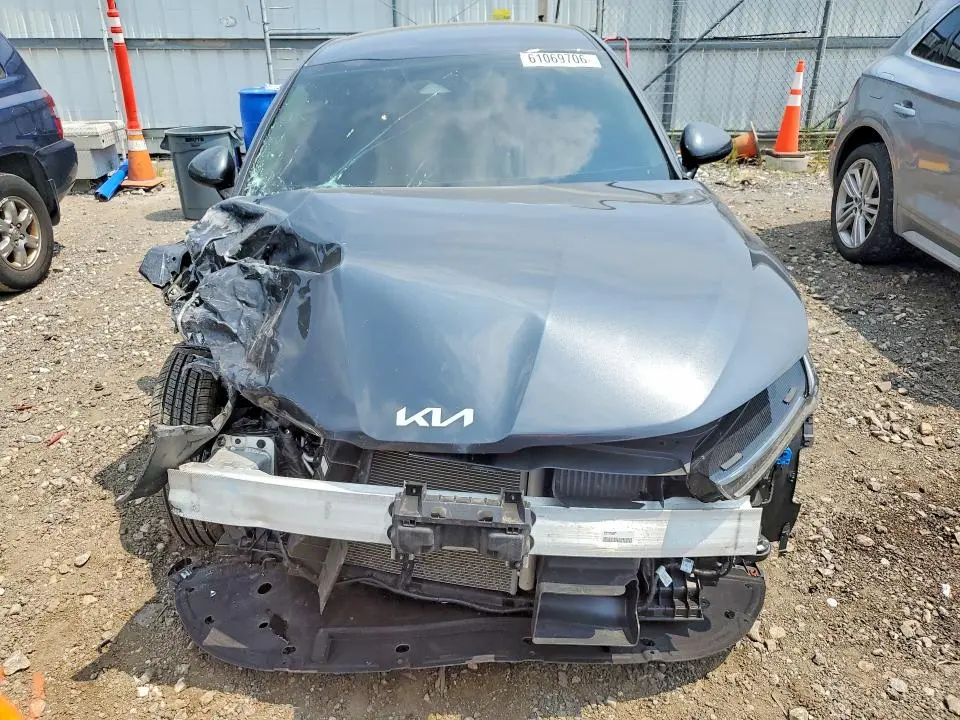 2023 KIA K5 LXS  