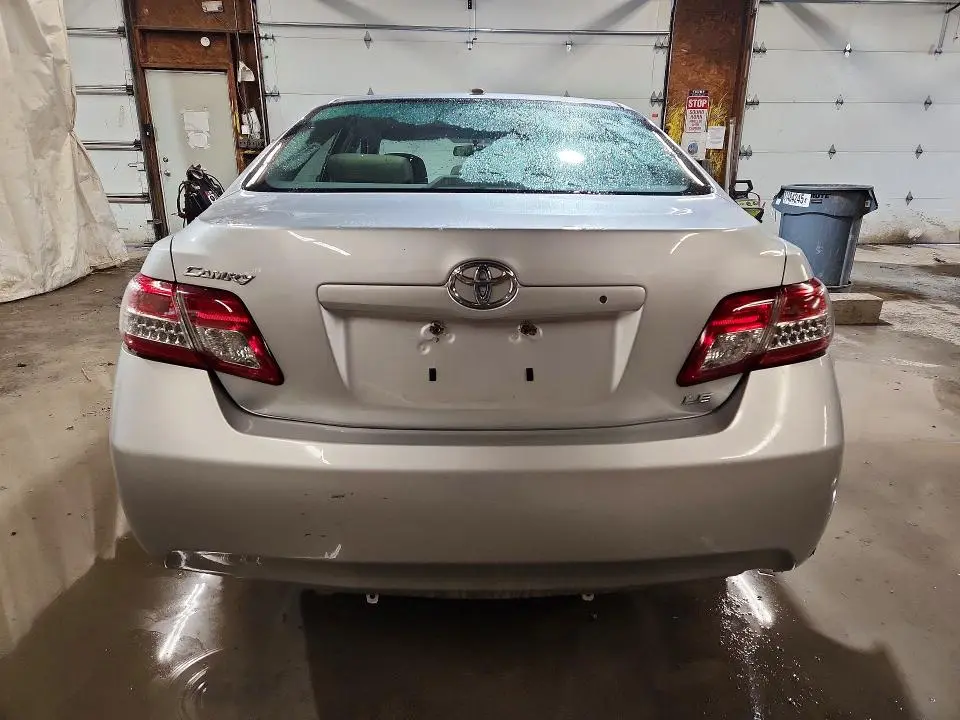 2010 TOYOTA CAMRY LE  