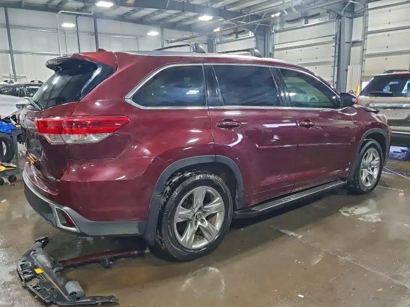 2017 TOYOTA HIGHLANDER LIMITED  