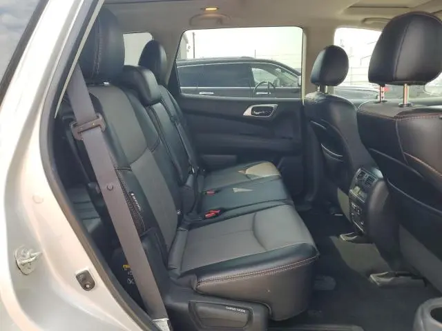 2020 NISSAN PATHFINDER SL  