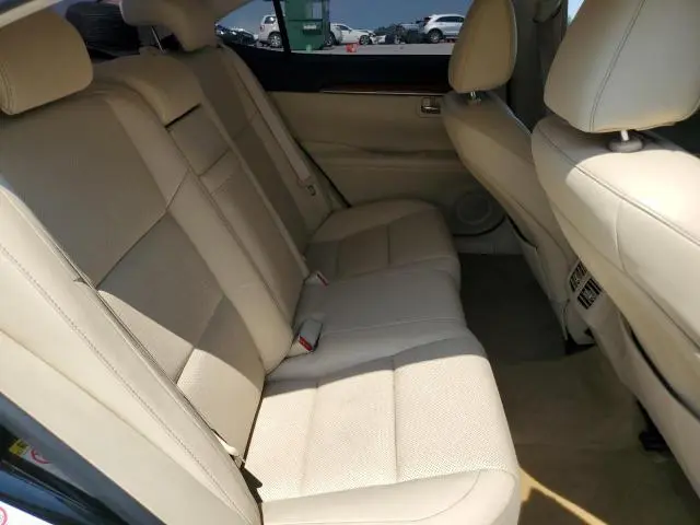 2013 LEXUS ES 300H  