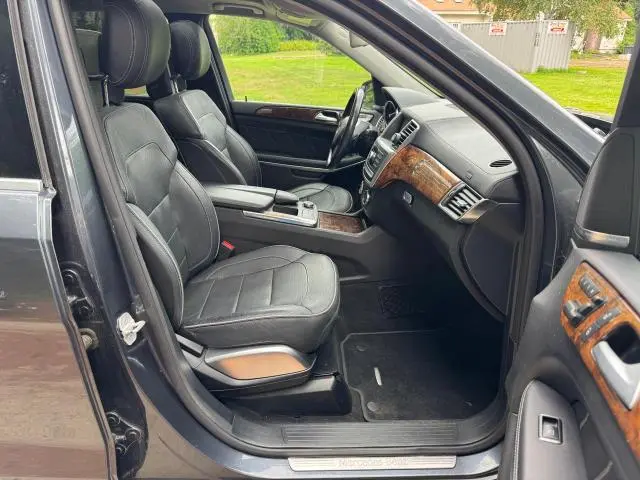 2014 MERCEDES-BENZ GL 550 4MATIC  