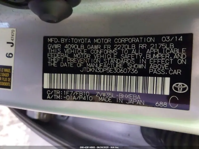 2014 TOYOTA PRIUS PLUG-IN  