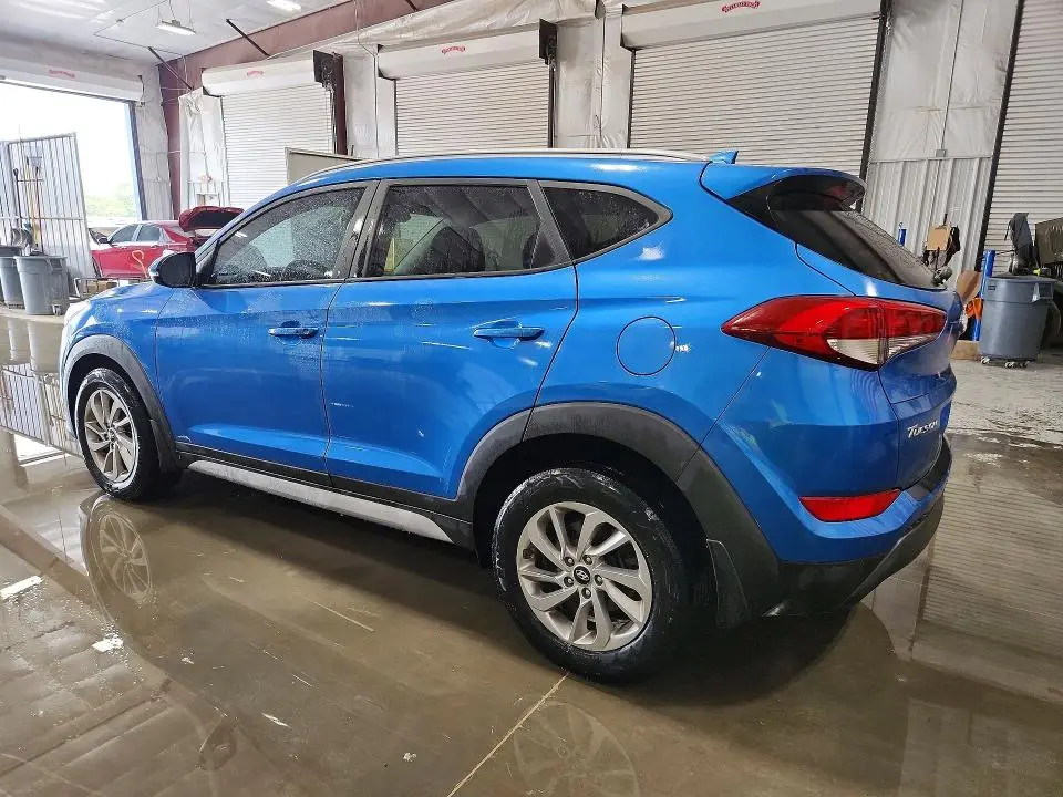 2017 HYUNDAI TUCSON SE PLUS  