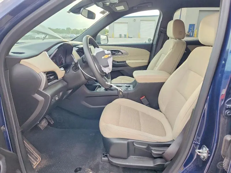 2022 CHEVROLET TRAVERSE LS  