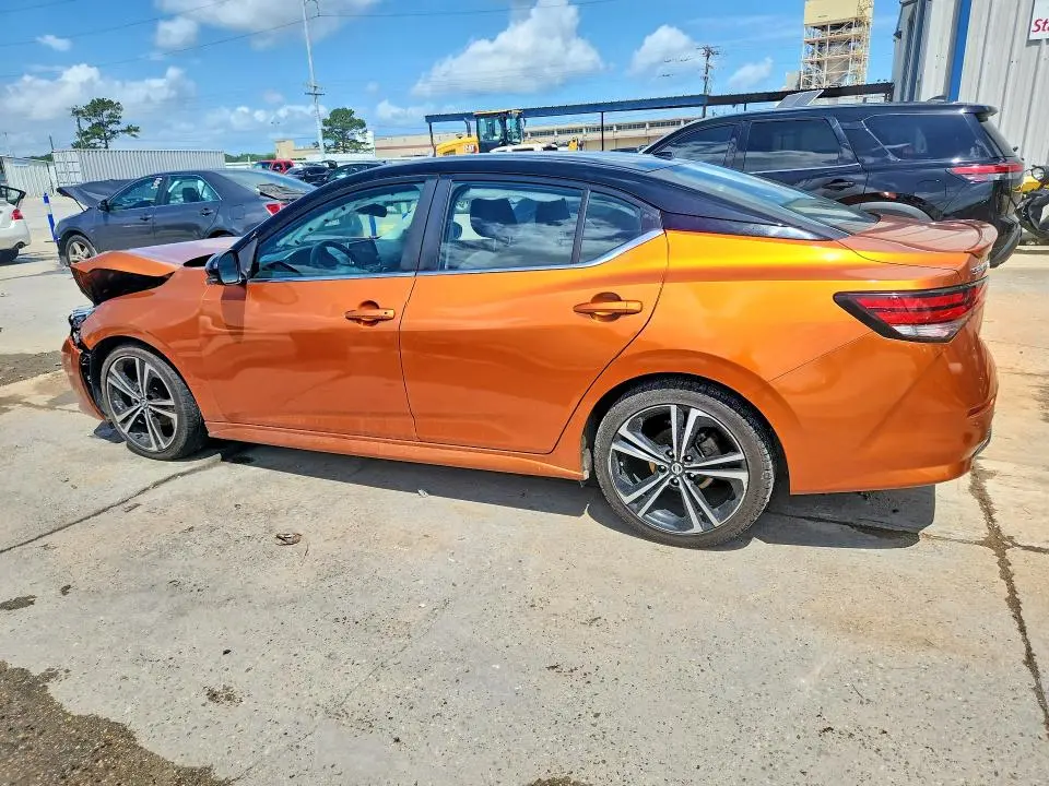 2021 NISSAN SENTRA SR  