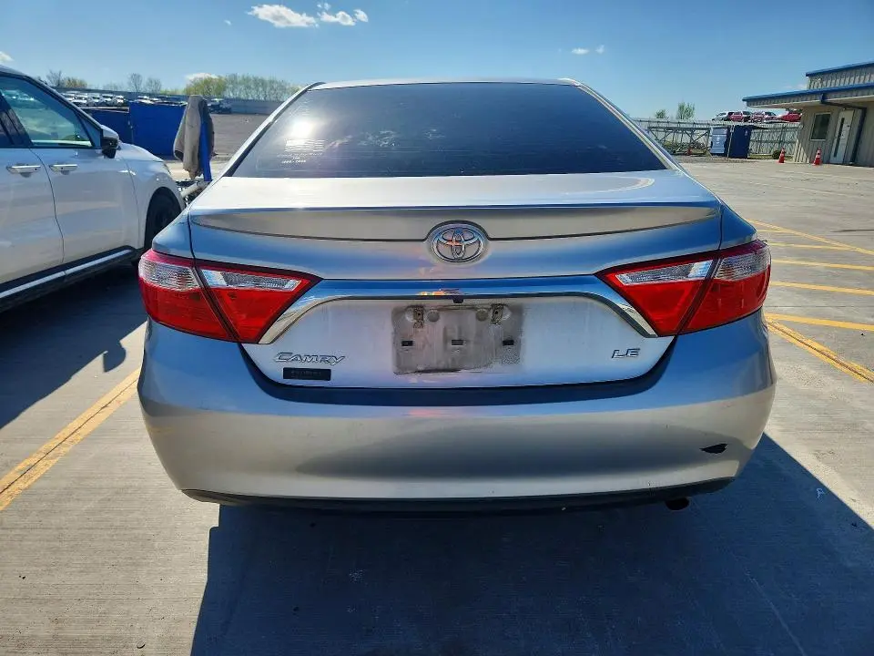 2017 TOYOTA CAMRY LE  