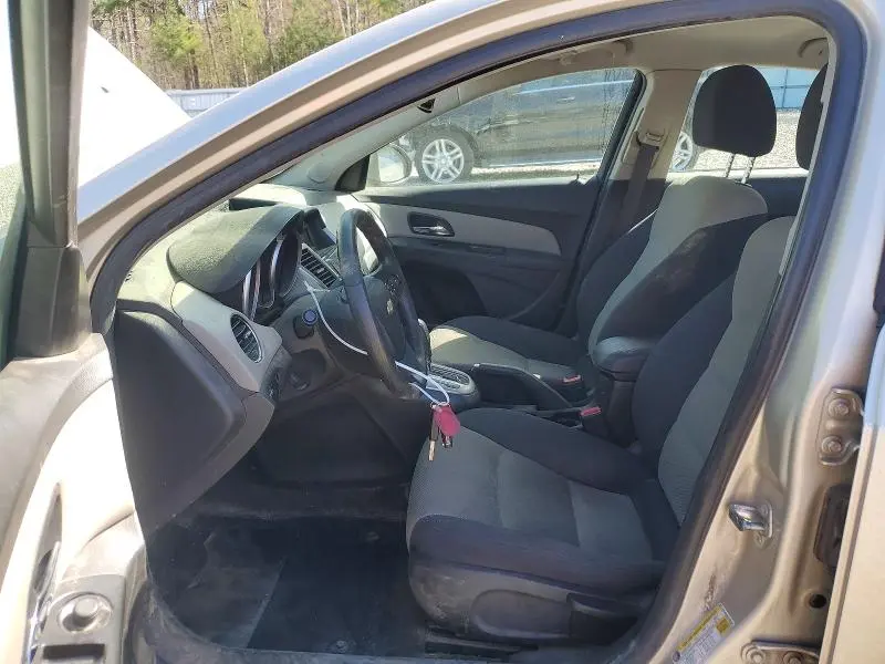 2013 CHEVROLET CRUZE LS  