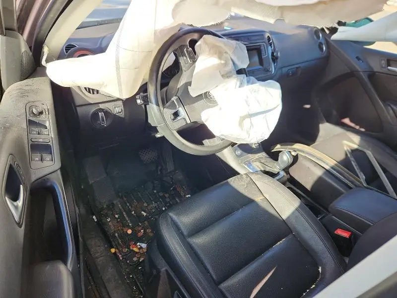 2016 VOLKSWAGEN TIGUAN S  