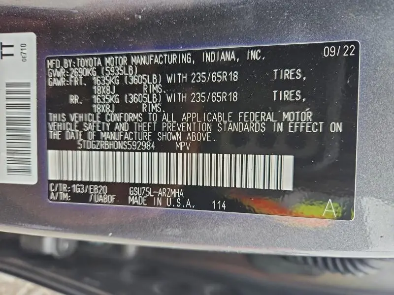 2022 TOYOTA HIGHLANDER XLE  