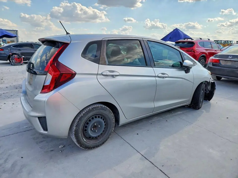 2016 HONDA FIT LX  