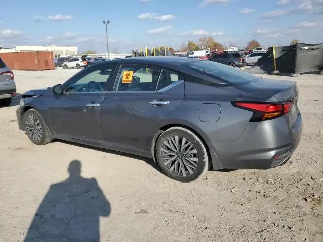 2024 NISSAN ALTIMA SV  