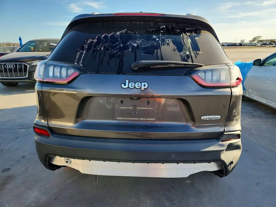 2019 JEEP CHEROKEE LATITUDE PLUS  