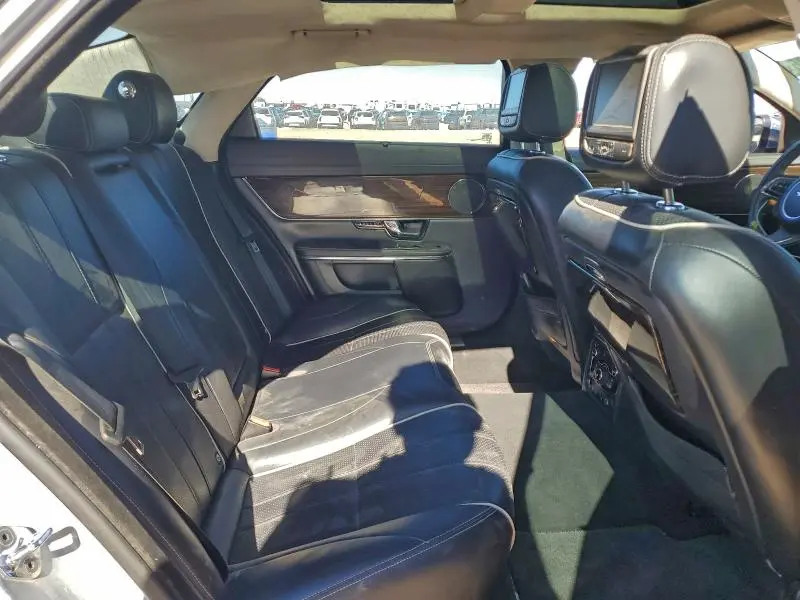 2012 JAGUAR XJL   