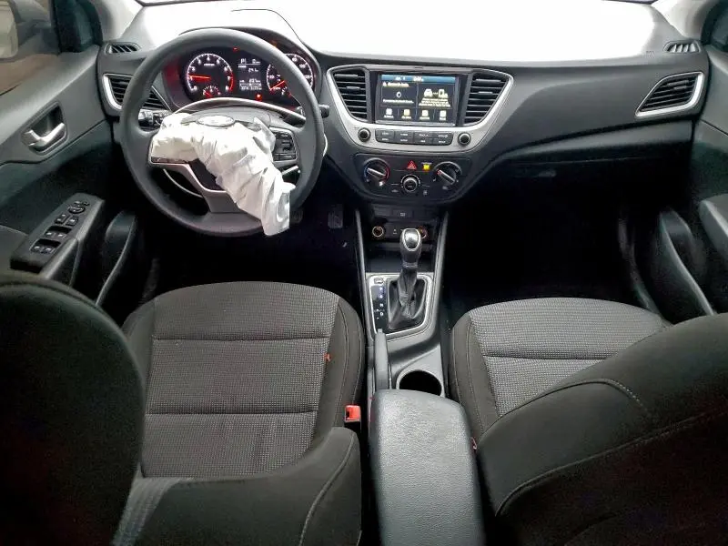 2021 HYUNDAI ACCENT SE  