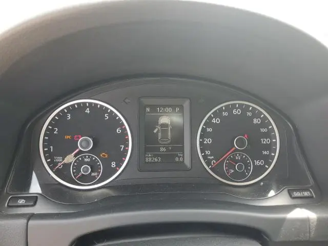 2011 VOLKSWAGEN TIGUAN S  