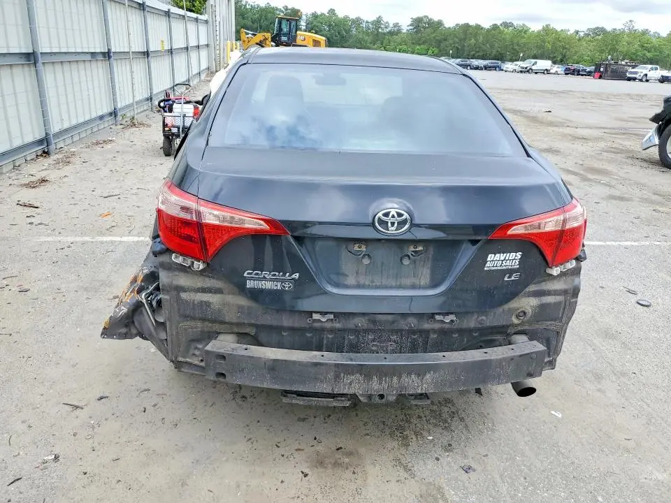 2018 TOYOTA COROLLA LE  