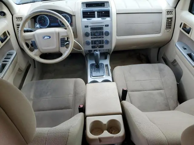 2010 FORD ESCAPE XLT  