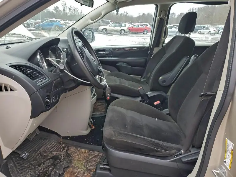 2015 DODGE GRAND CARAVAN SE  