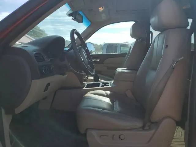 2014 CHEVROLET SUBURBAN K1500 LT  