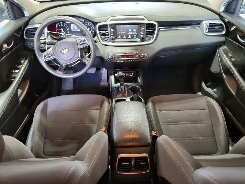 2019 KIA SORENTO LX V6  