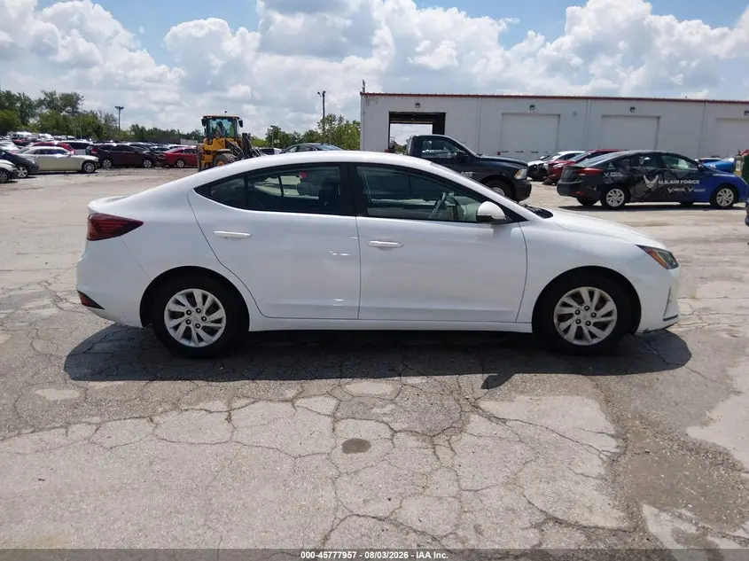 2020 HYUNDAI ELANTRA SE