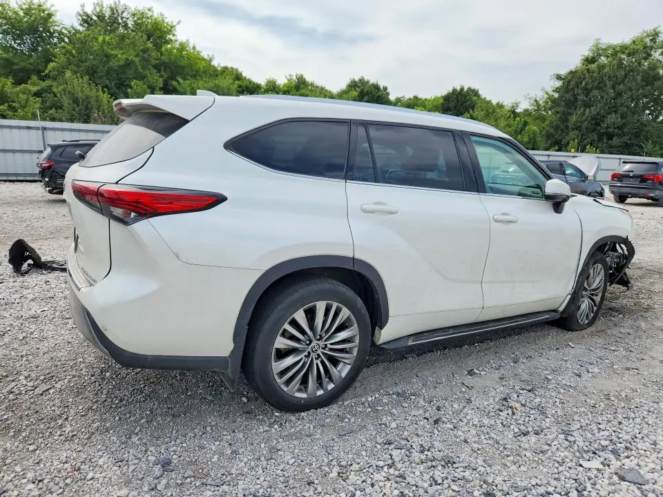 2020 TOYOTA HIGHLANDER PLATINUM  