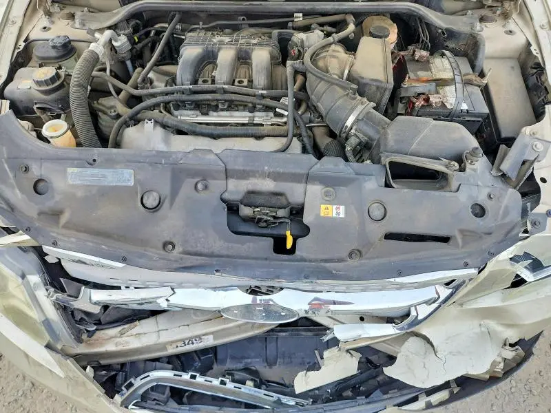 2011 FORD TAURUS SEL  