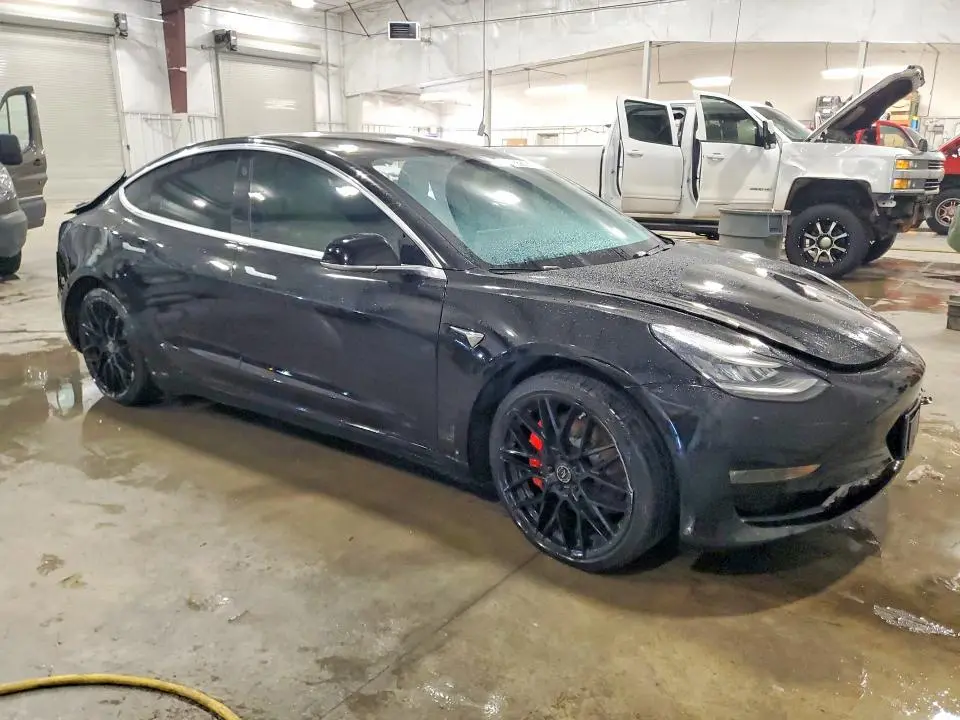 2019 TESLA MODEL 3   