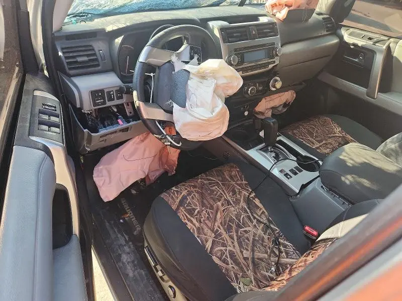 2012 TOYOTA 4RUNNER SR5  