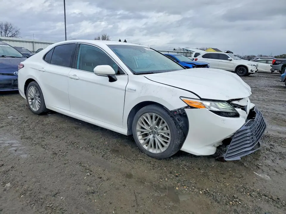 2019 TOYOTA CAMRY HYBRID  