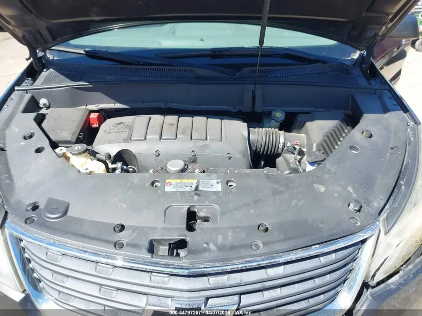 2017 CHEVROLET TRAVERSE LS